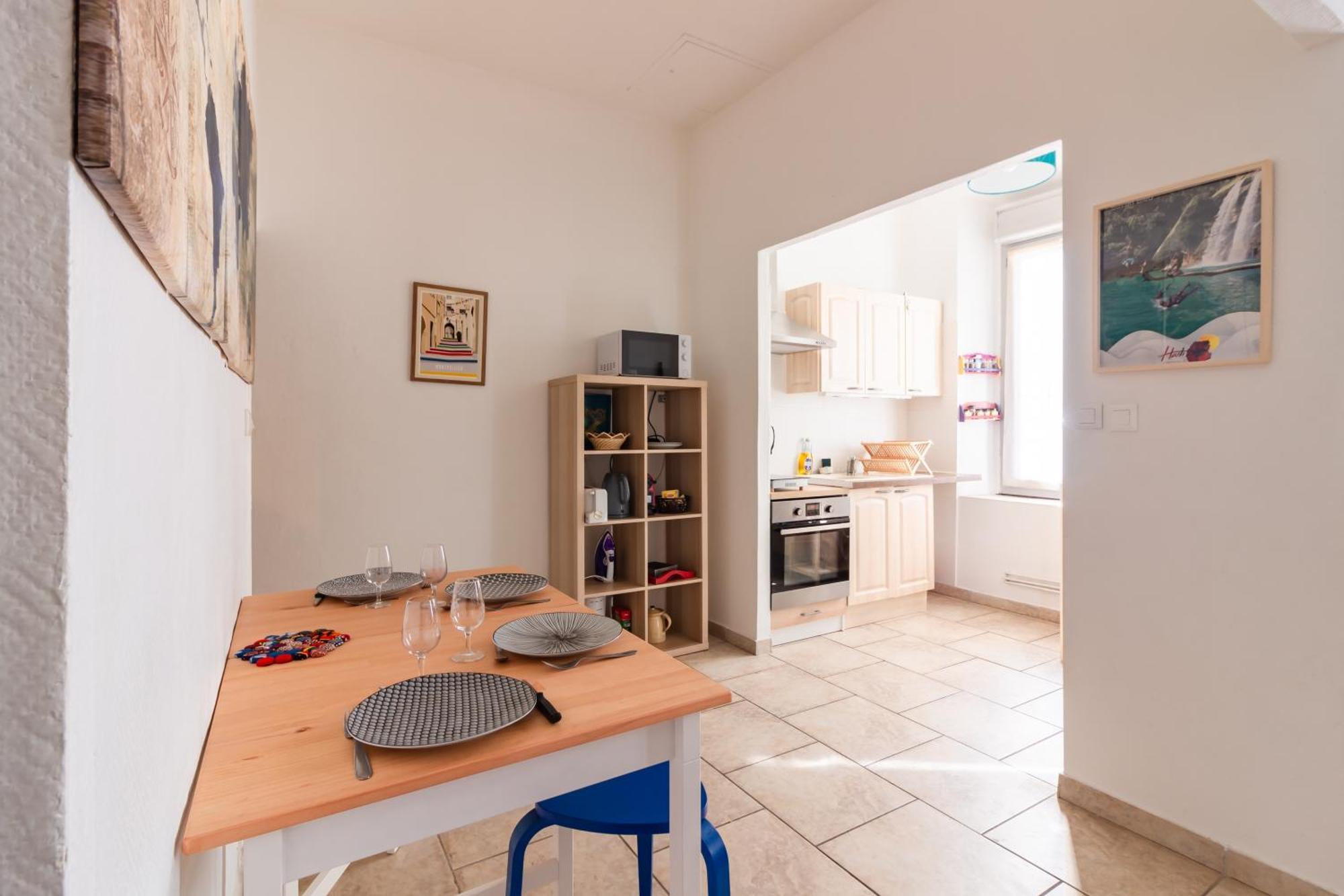 Le Cerisier Des 4 Chemins - Appt 75M² Pour 6 Apartment Carcassone Exterior photo